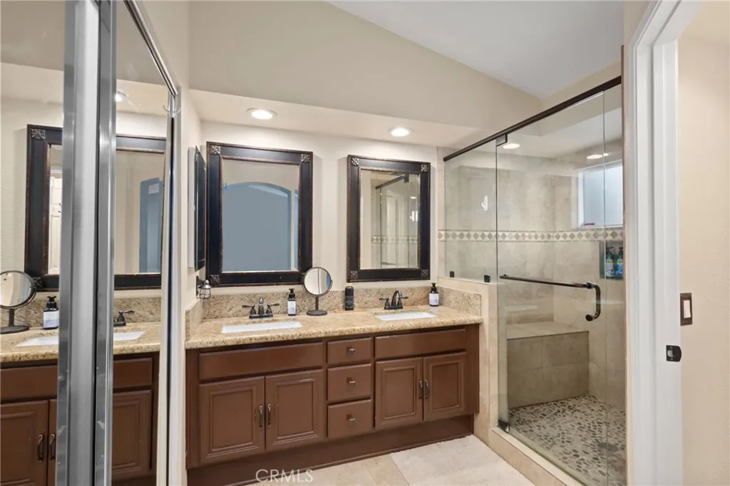 https://cdn.realtyfeed.com/cdn/127/306547973/b1fb66c25c1ef166b627ea45fb311d3a.webp