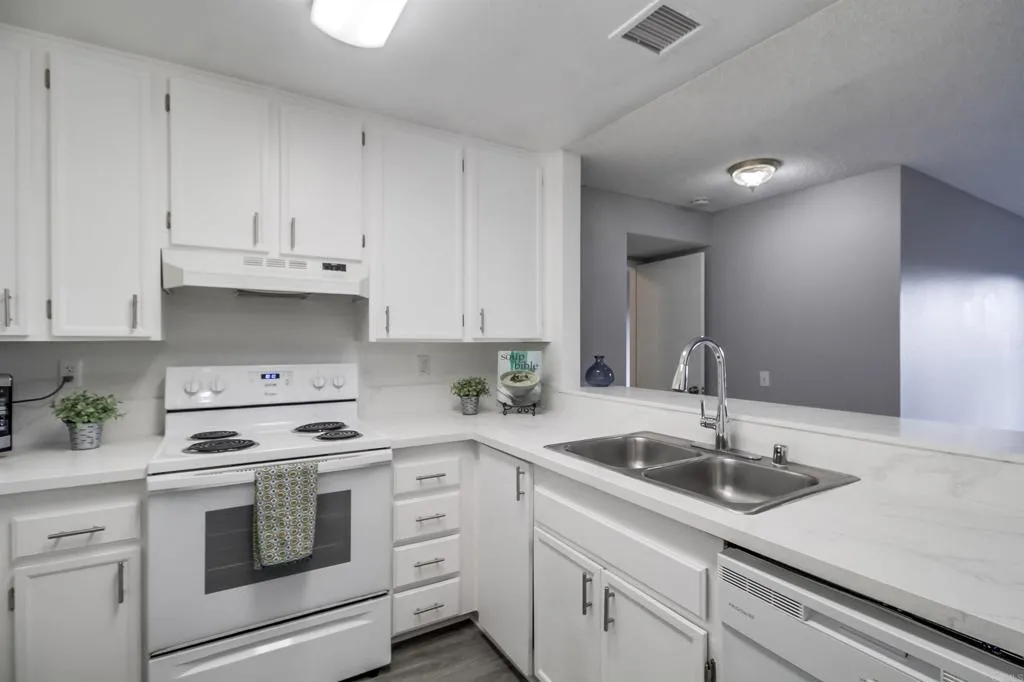 Photo #16: PTP2507200 Listing: Photo #16