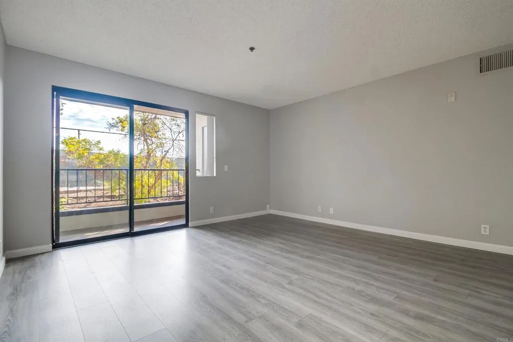 https://cdn.realtyfeed.com/cdn/127/306548012/950d2208ed17ce13d65fe5a10dd32aa9.webp