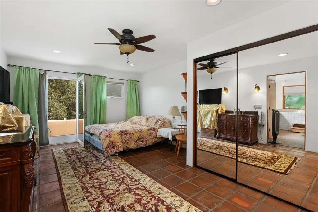 https://cdn.realtyfeed.com/cdn/127/306548019/2580e91362627ddde3d8edec6aac566c.webp