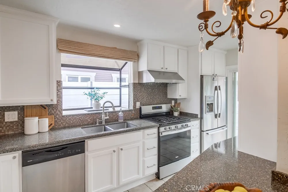 https://cdn.realtyfeed.com/cdn/127/306548045/61f73cf5c874cfb25f03bb71e49d0a1a.webp