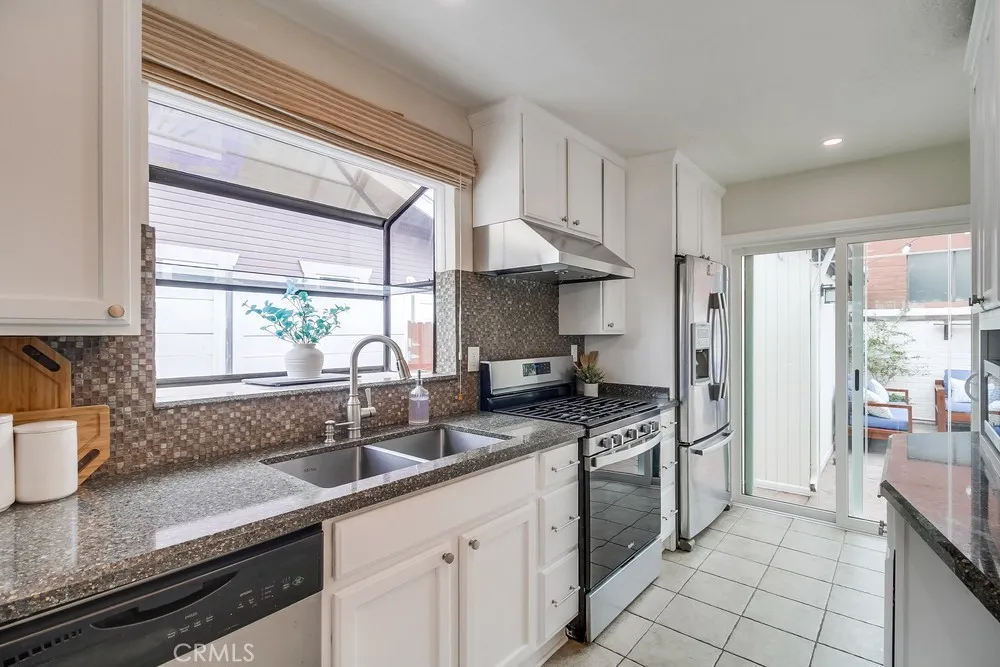 https://cdn.realtyfeed.com/cdn/127/306548045/c6f6fdf632a92ca2fe15554f20ab218c.webp