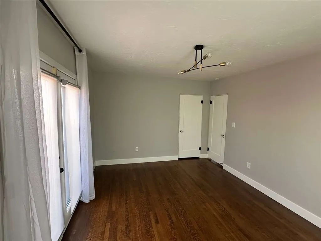 https://cdn.realtyfeed.com/cdn/127/306548064/f96b2169477881e8abb8f6063d2c4a08.webp