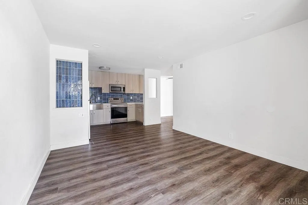 Photo #3: PTP2507203 Listing 