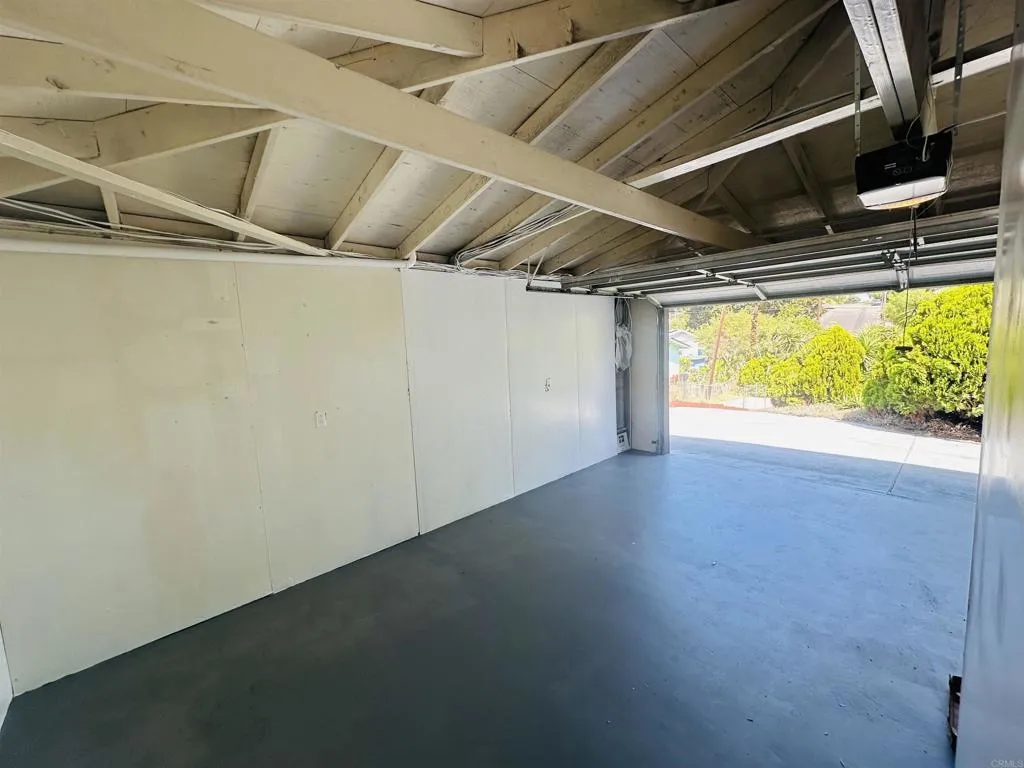 https://cdn.realtyfeed.com/cdn/127/306548142/3126a0451e636f0d6f90911129c860ca.webp