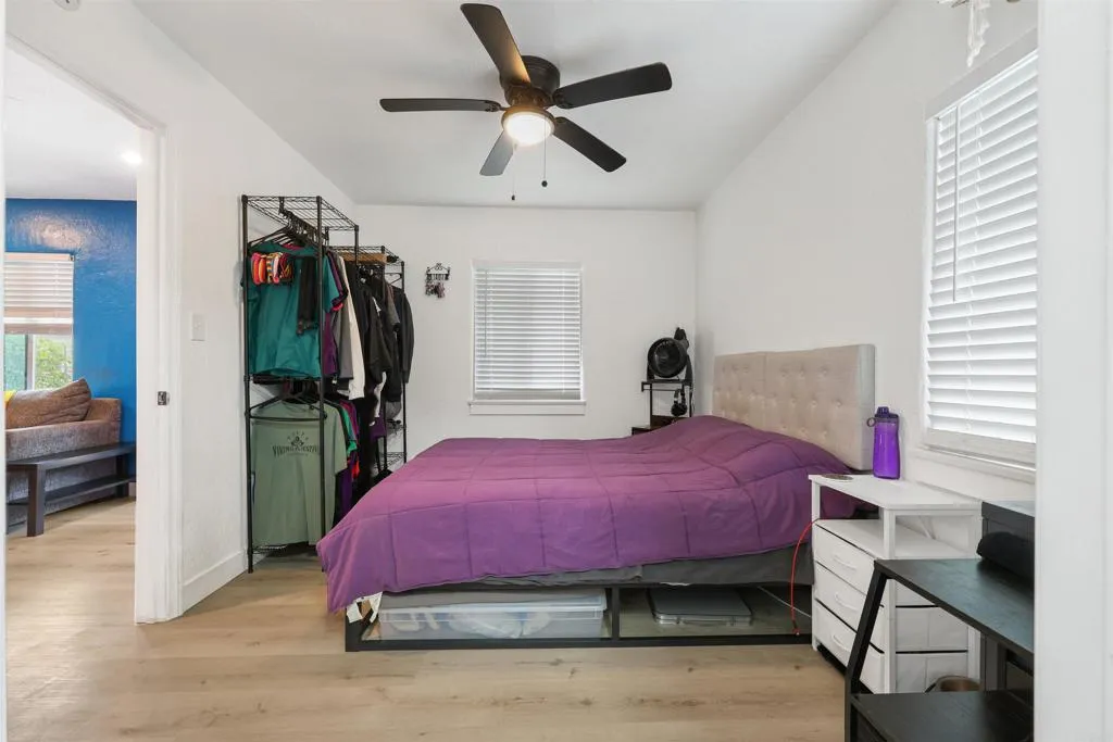https://cdn.realtyfeed.com/cdn/127/306548152/6a9586de5a07f8e7c52c01735f349069.webp