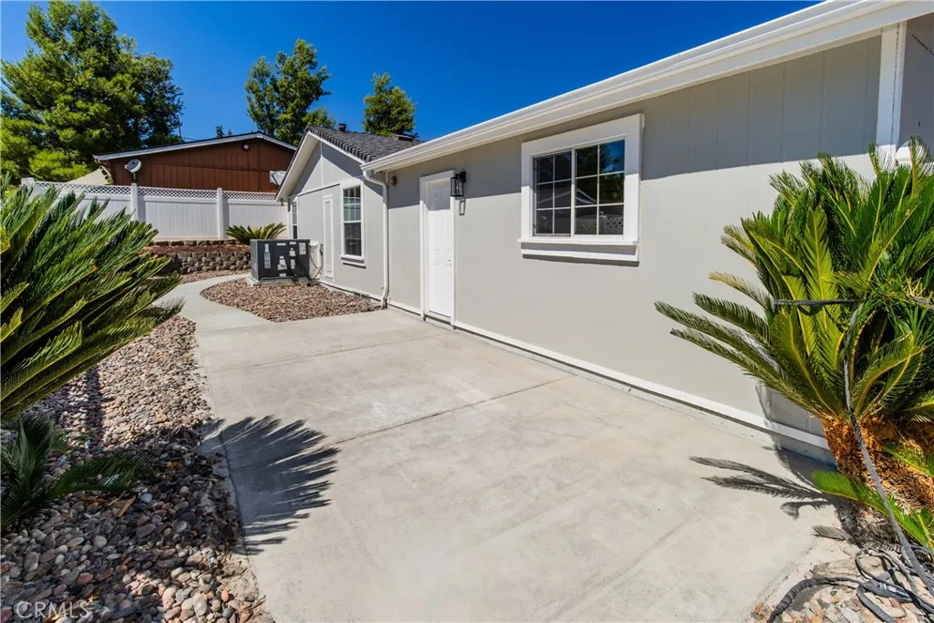https://cdn.realtyfeed.com/cdn/127/306548156/78f6c5c28e8fdf962d383c46c81e8891.webp