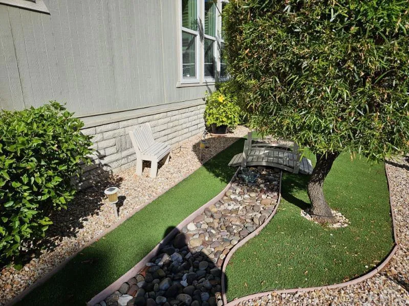 https://cdn.realtyfeed.com/cdn/127/306548216/887caab0248505f59bc553d24bd7a57f.webp