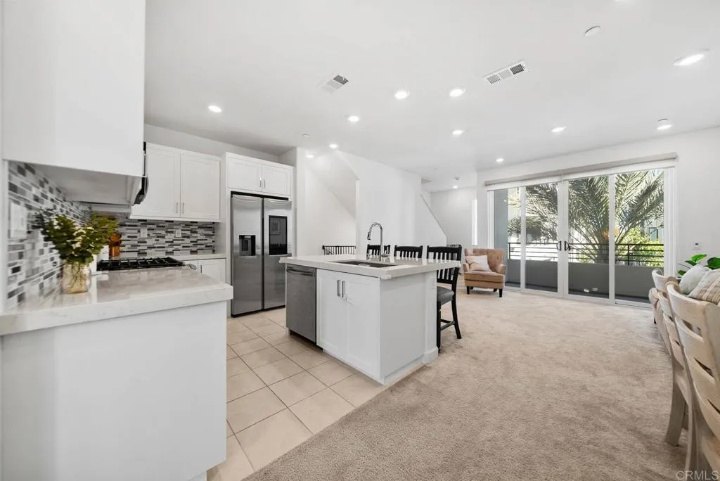 Photo #3: PTP2507208 Listing 