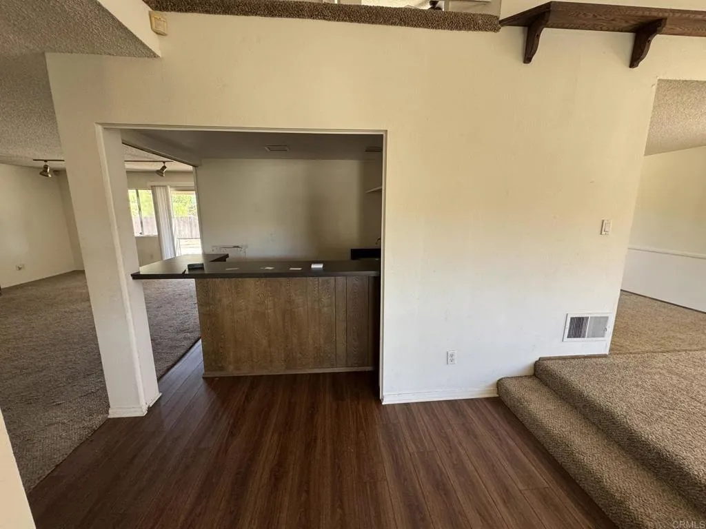 https://cdn.realtyfeed.com/cdn/127/306548297/a1e85a39075482ee67989ca7e61e6bd7.webp