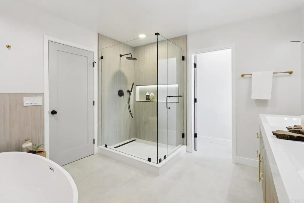 https://cdn.realtyfeed.com/cdn/127/306548306/6db1eb48ed6aec2d9eaab0c06dd69f55.webp