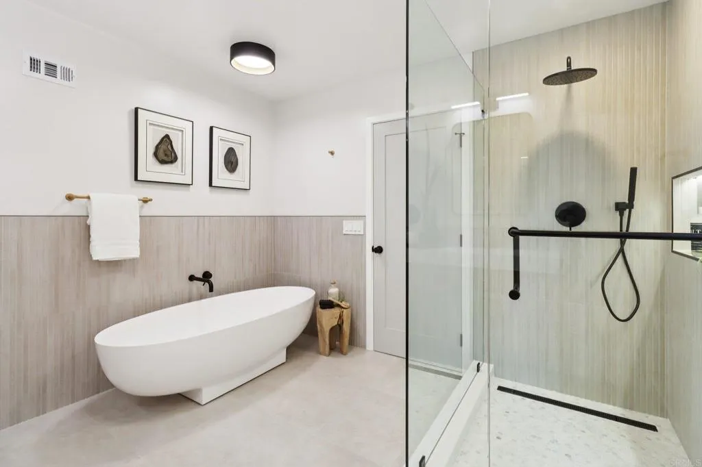 https://cdn.realtyfeed.com/cdn/127/306548306/c4612eba0112753db57f4949915ef368.webp