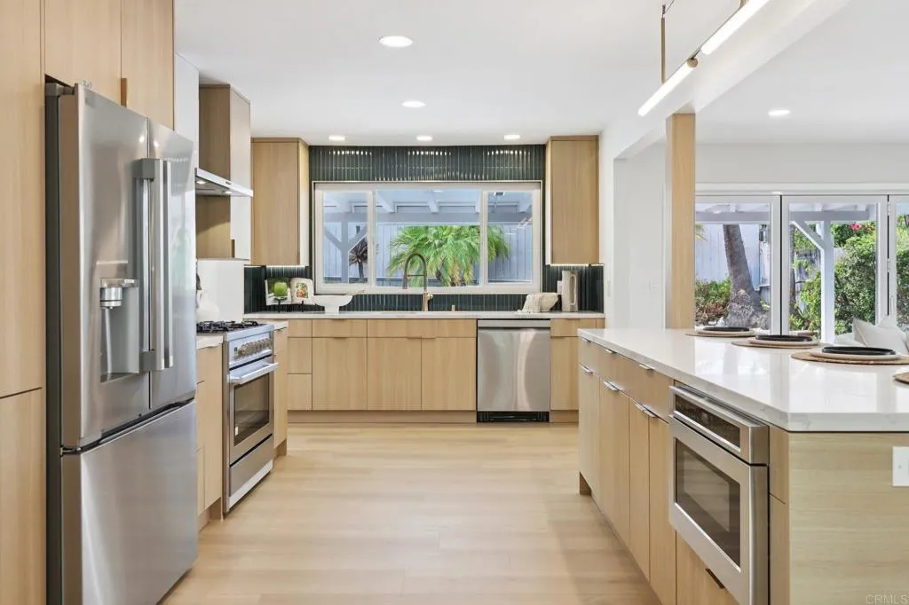 https://cdn.realtyfeed.com/cdn/127/306548306/d10f93586adb11704397b70849ada92e.webp