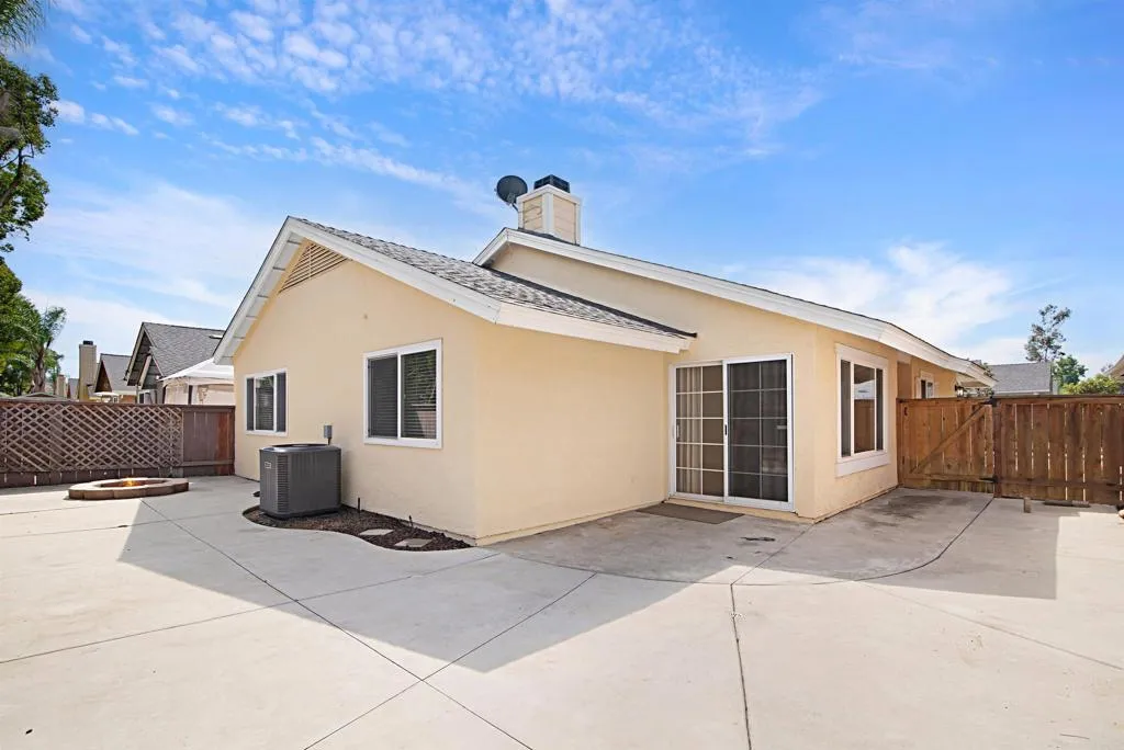 https://cdn.realtyfeed.com/cdn/127/306548346/46c3af5057e85436f7e14fd9fbdce010.webp