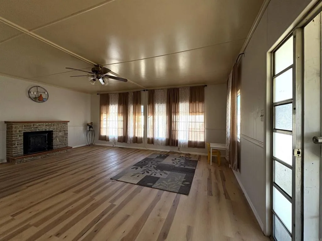 https://cdn.realtyfeed.com/cdn/127/306548416/0794f26811e5536542d893c04b675498.webp