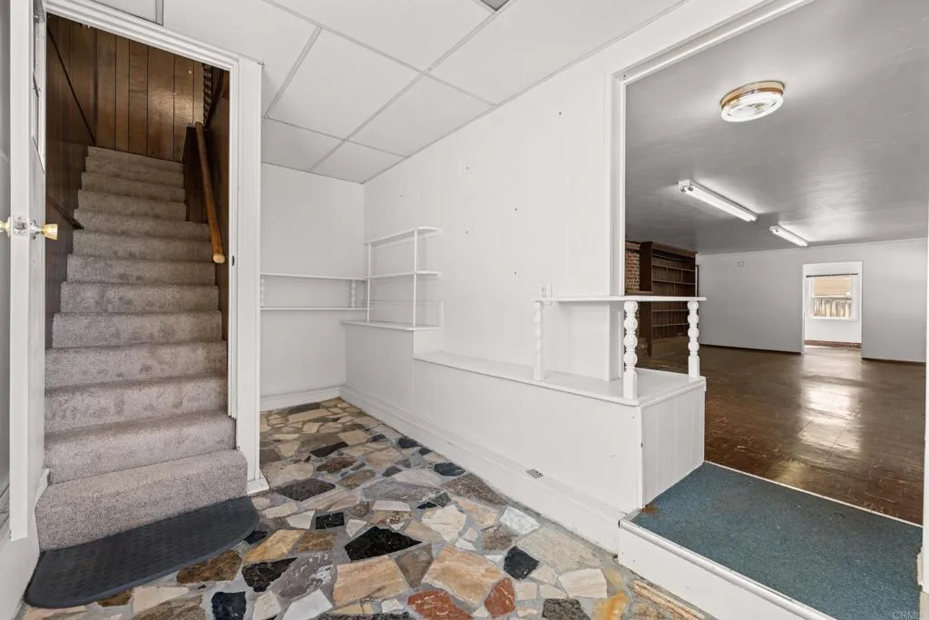 https://cdn.realtyfeed.com/cdn/127/306548428/1c6a3bb48819cca8a1fcd2c2744e48c9.webp