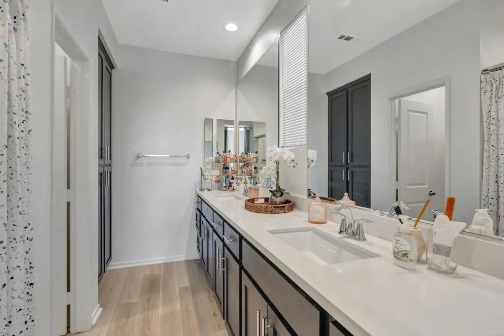 Photo #13: PTP2507215 Listing: Photo #13