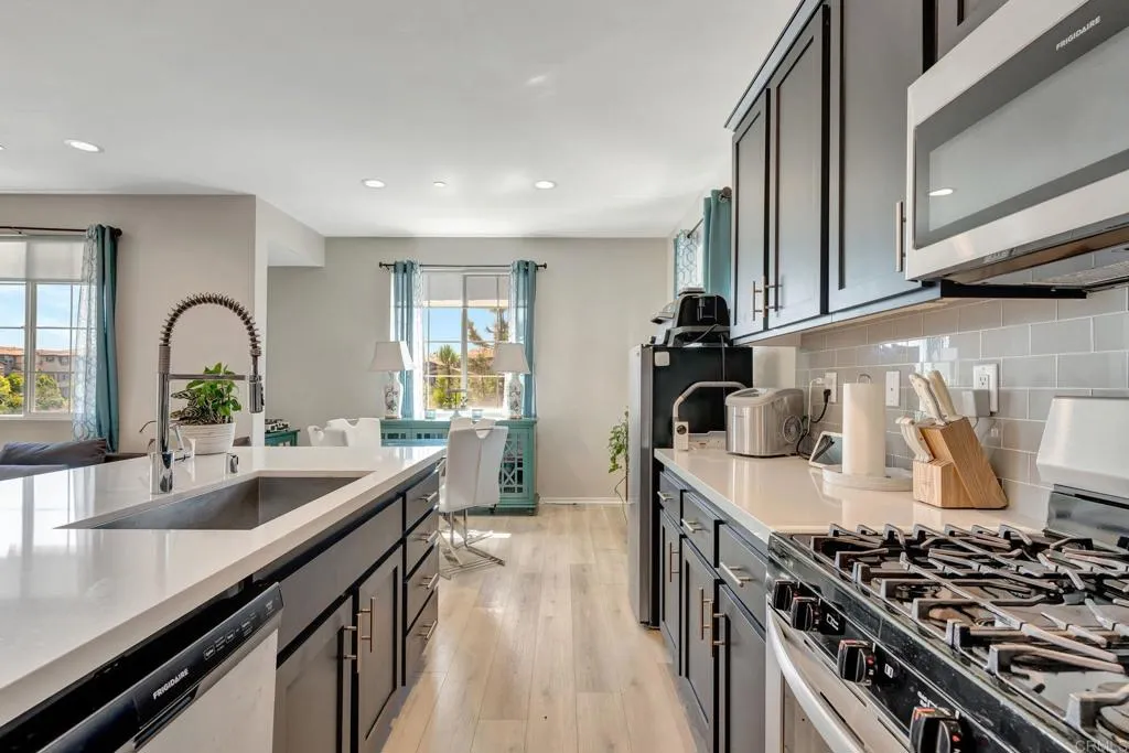 Photo #6: PTP2507215 Listing 