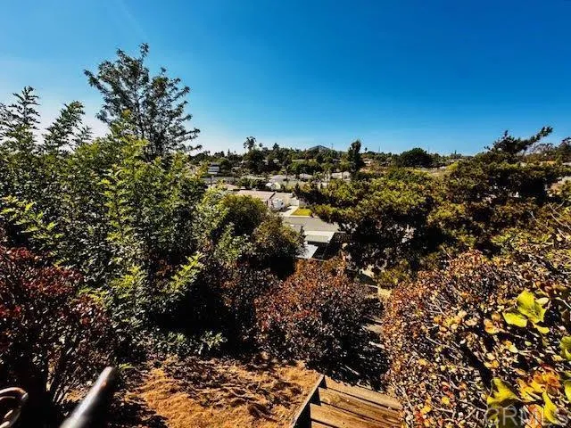 https://cdn.realtyfeed.com/cdn/127/306548505/cf293ebfeb8e47e9a79b80cb593e0aa7.webp