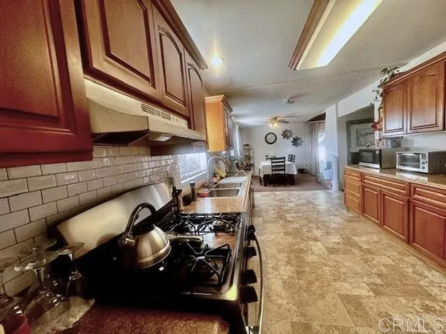 https://cdn.realtyfeed.com/cdn/127/306548505/daba51c6c9bf5f5ca4734434f27c7c3e.webp