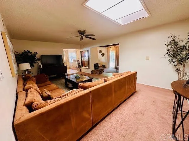 https://cdn.realtyfeed.com/cdn/127/306548505/ed623b9e2b8918fff6fa7c68df699d4a.webp