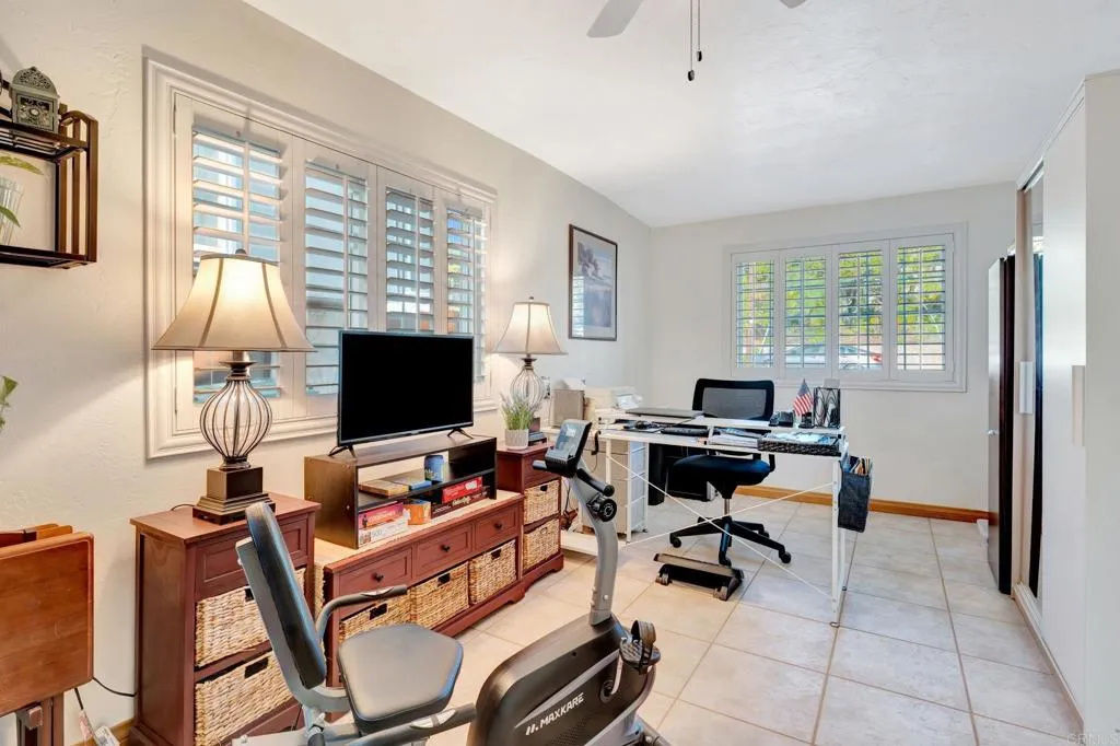 https://cdn.realtyfeed.com/cdn/127/306548559/a8fb714c00528a664f05f00e04298694.webp
