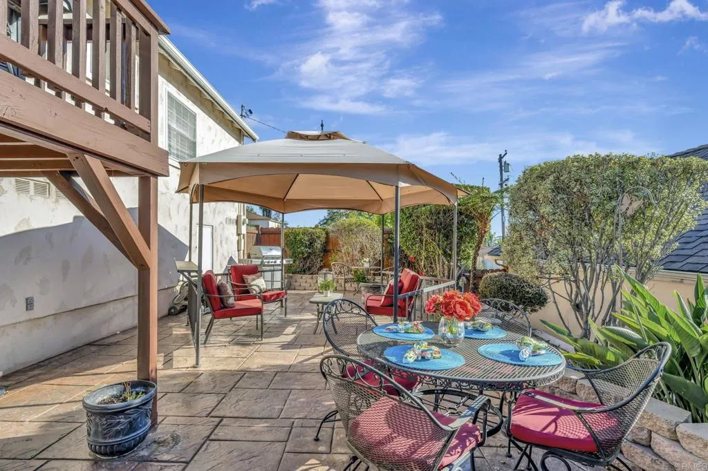 https://cdn.realtyfeed.com/cdn/127/306548559/d01f1b077ad94da7823ea1f81a8185e3.webp