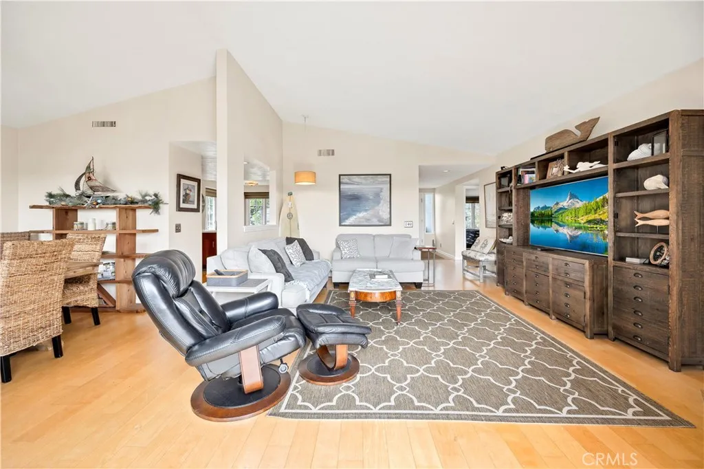 Photo #10: SW25221828 Listing: Photo #10