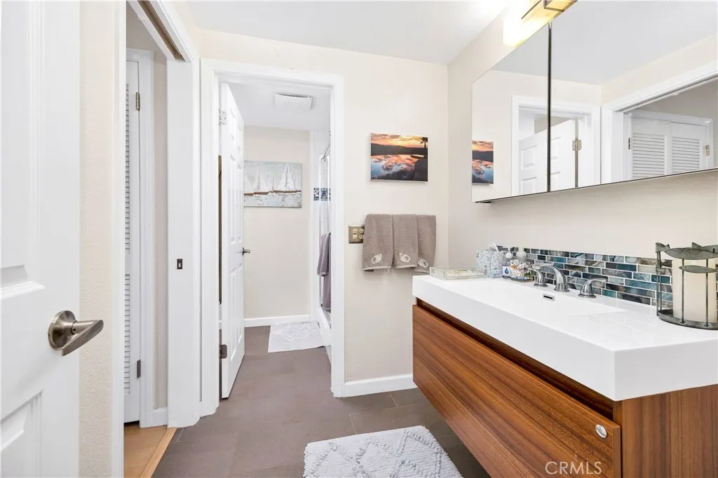 Photo #43: SW25221828 Listing: Photo #43