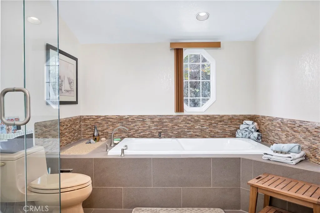 https://cdn.realtyfeed.com/cdn/127/306548582/9920c731617bff3a4a34e581c4949bba.webp