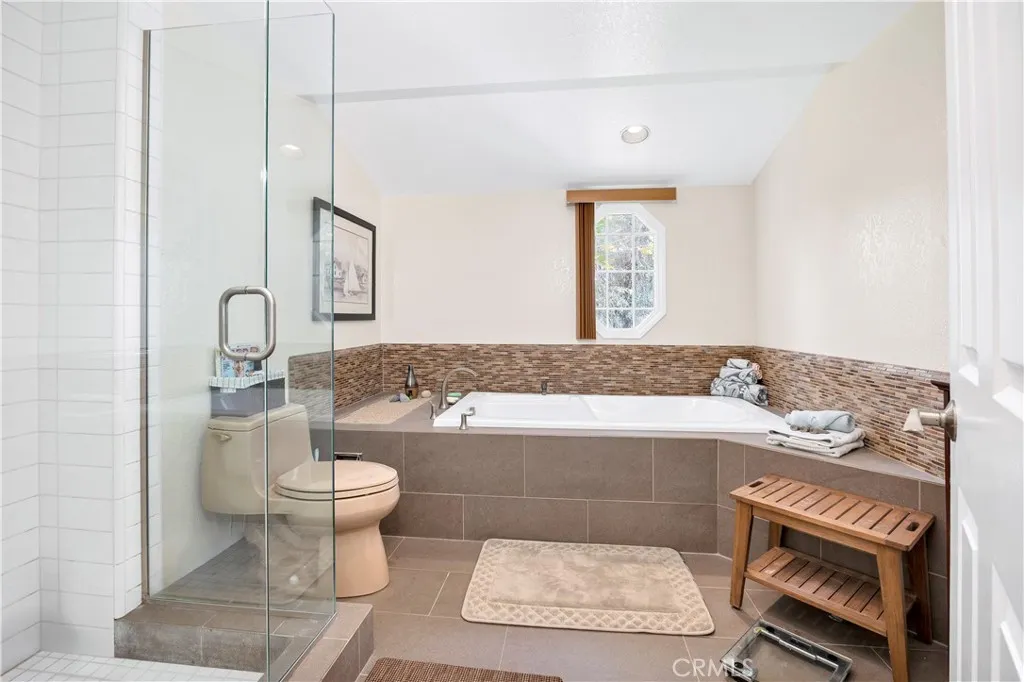https://cdn.realtyfeed.com/cdn/127/306548582/c2b75e0f6022996956982c7156ad3455.webp