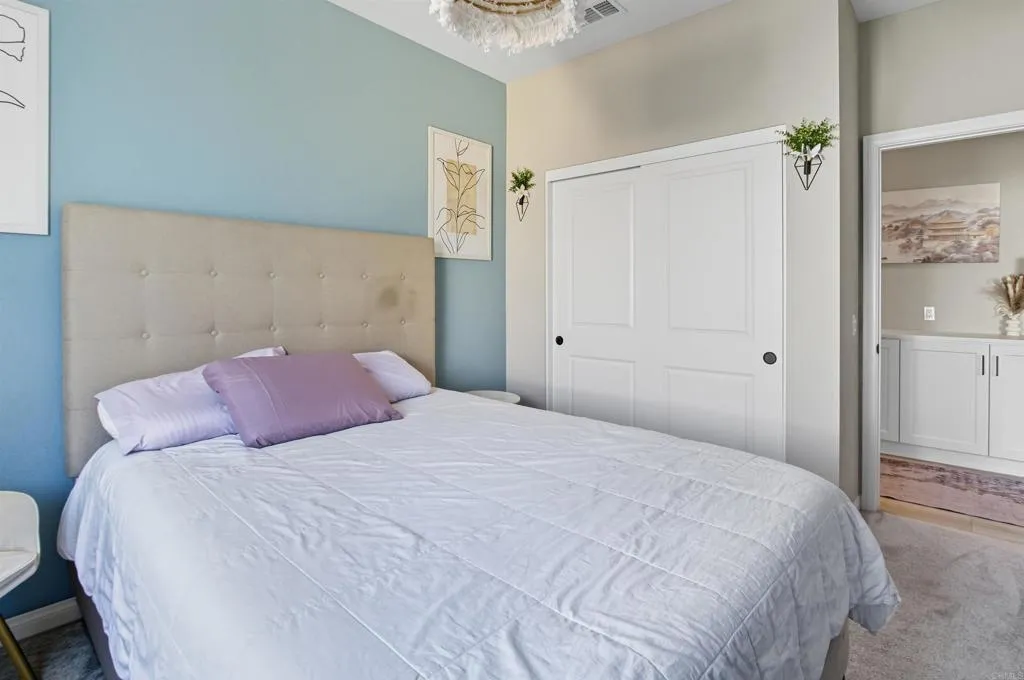 https://cdn.realtyfeed.com/cdn/127/306548622/a32376a8c38db140ce20baf188cb89fb.webp