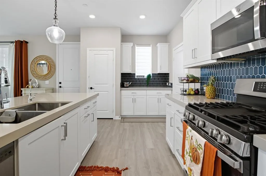 Photo #11: PTP2507221 Listing: Photo #11
