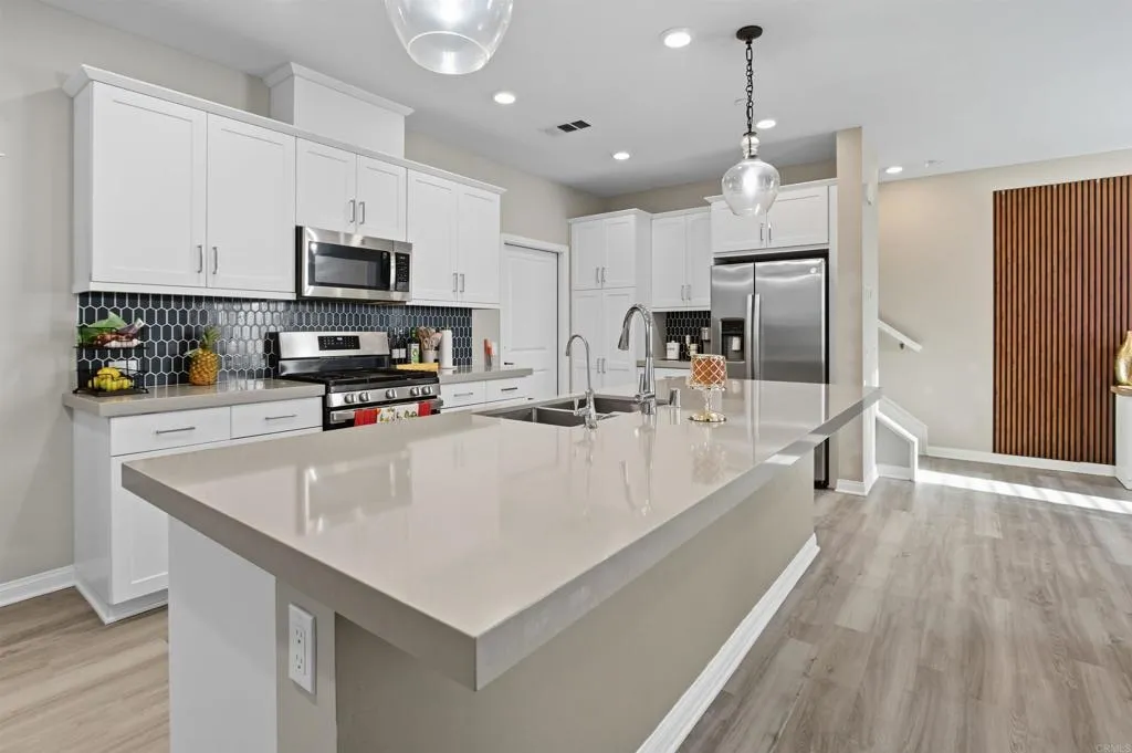 Photo #14: PTP2507221 Listing: Photo #14