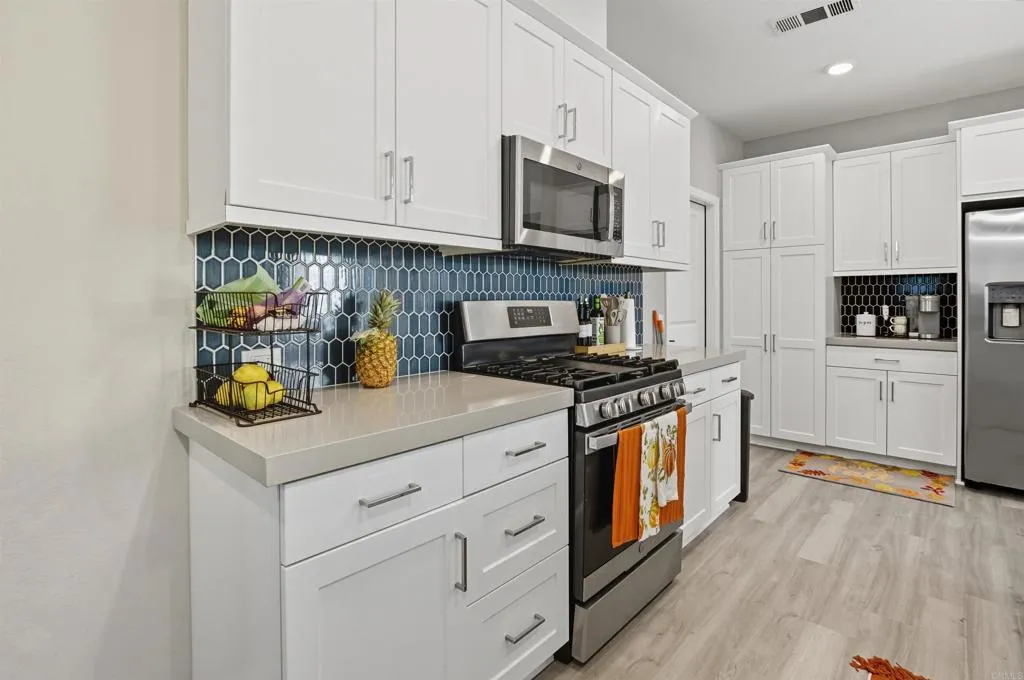 Photo #13: PTP2507221 Listing: Photo #13
