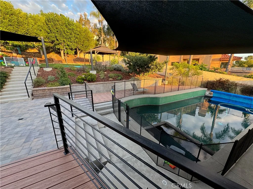 https://cdn.realtyfeed.com/cdn/127/306548697/920397fa1af0882c46d8f58005c5efdc.webp