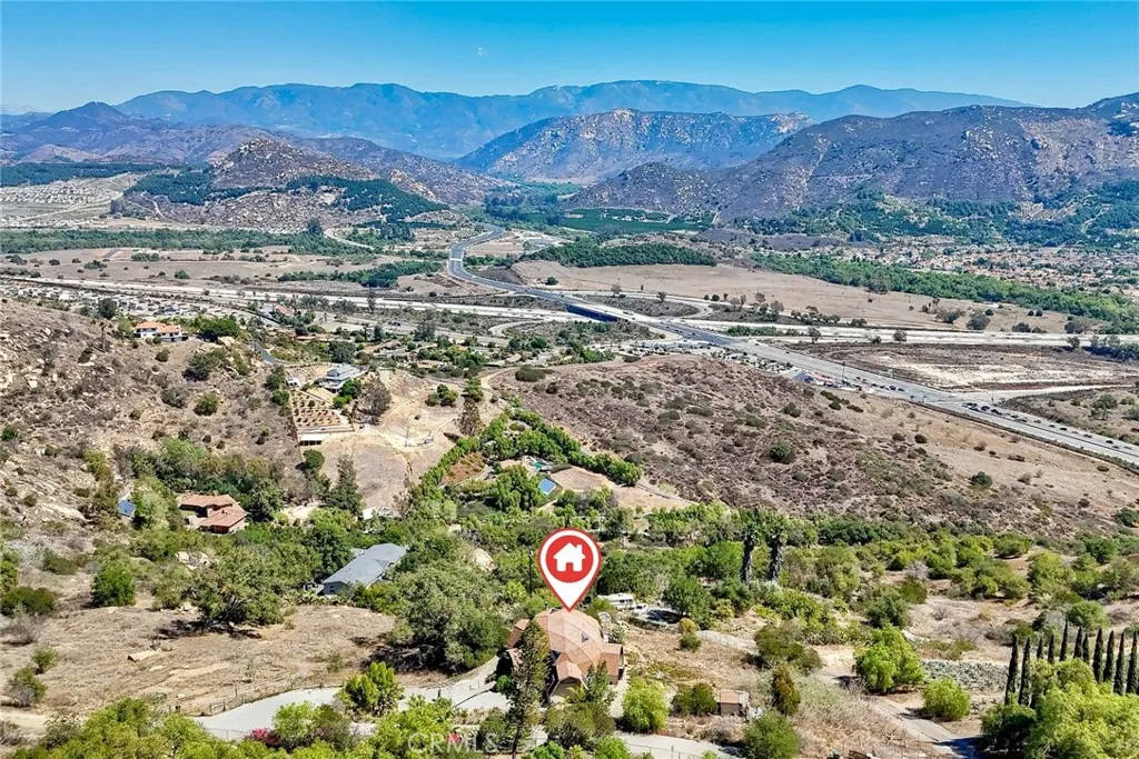 https://cdn.realtyfeed.com/cdn/127/306548713/017e61fee6831b1bfd2af5bc943eb6e1.webp