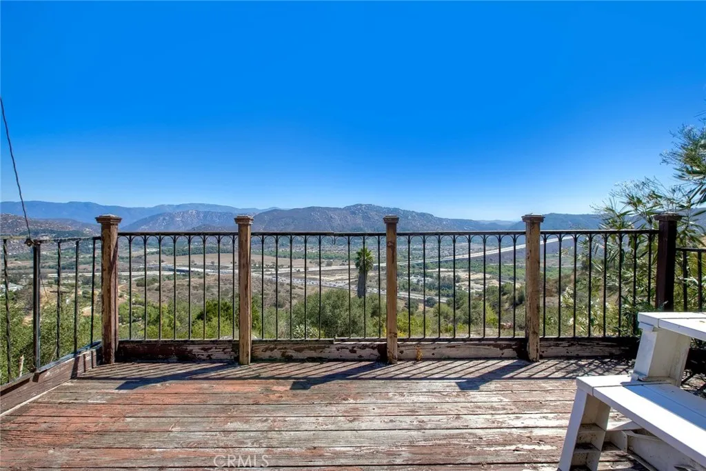 https://cdn.realtyfeed.com/cdn/127/306548713/0ab74d31a859d792f5312793cc70db80.webp