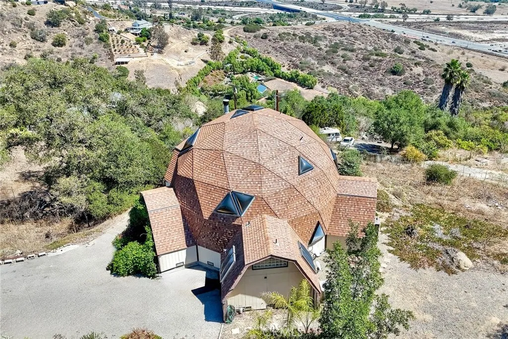 https://cdn.realtyfeed.com/cdn/127/306548713/5054d75e5d85052f3ebf3a5d19174ba7.webp