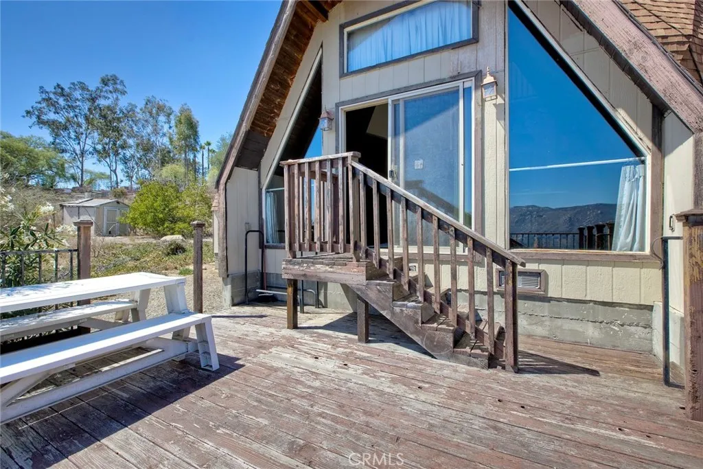 https://cdn.realtyfeed.com/cdn/127/306548713/51d1f4de63f04bc5e8f8608b0a935b74.webp