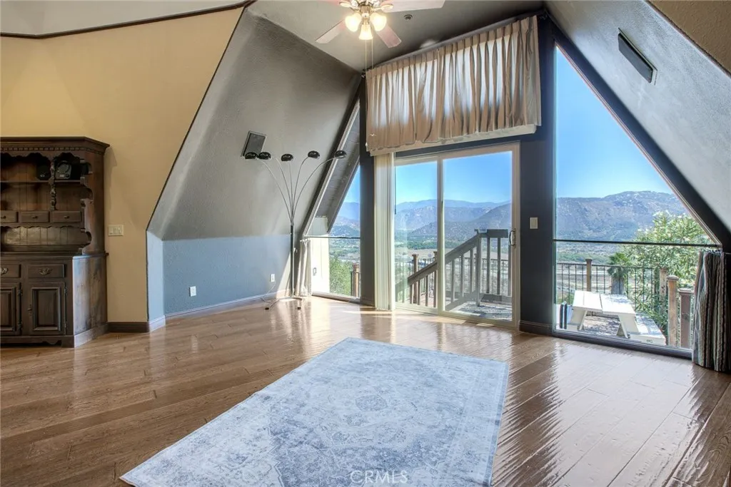 https://cdn.realtyfeed.com/cdn/127/306548713/69302b3bb50d1b32f9a3ceb0519f6868.webp