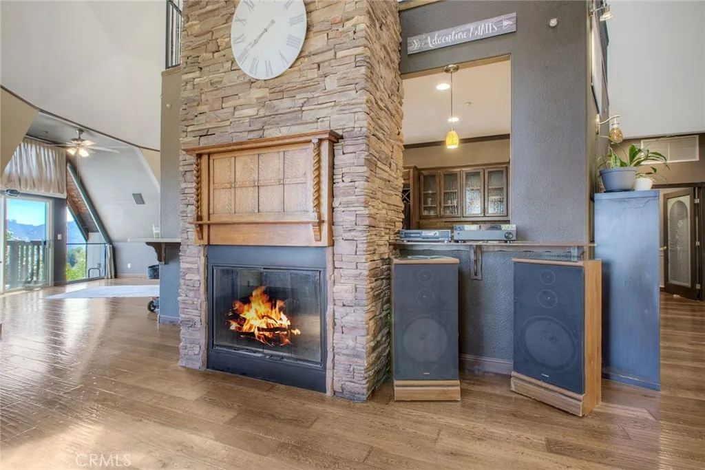 https://cdn.realtyfeed.com/cdn/127/306548713/805416bcc658149671cbaaa3272f7951.webp