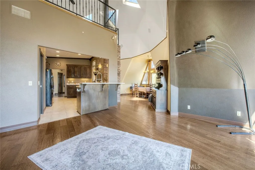 https://cdn.realtyfeed.com/cdn/127/306548713/8e070967d3a861f9a3de0d99de9320d6.webp