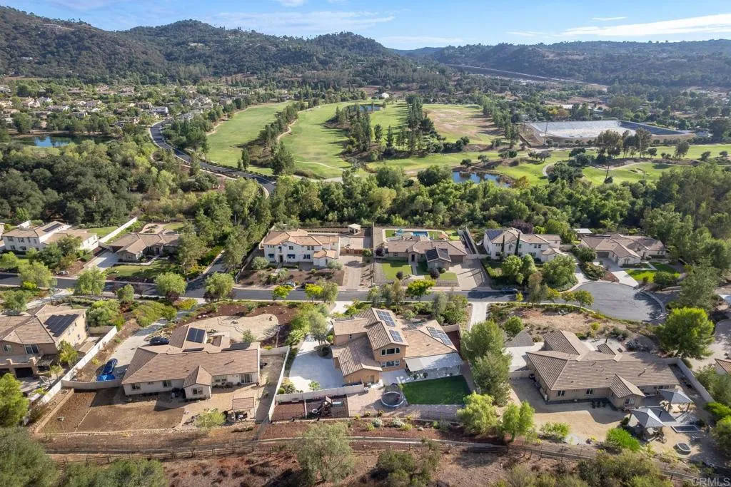 https://cdn.realtyfeed.com/cdn/127/306549030/6c56f175a8df48e85d4627f0ec7494de.webp