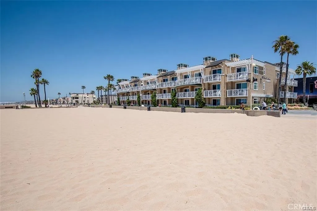 1300 The Strand Unit 333, Hermosa Beach, CA 90254 - Photo 4 of 22, Hermosa Beach, CA