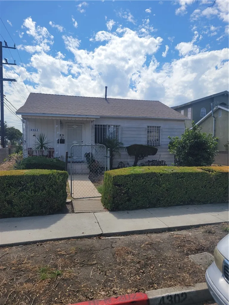 4302 133rd, Hawthorne, CA, 90250