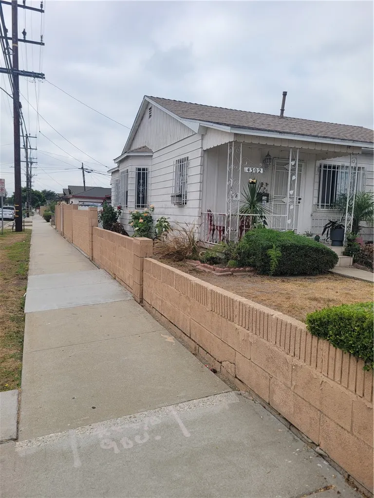 4302 133rd, Hawthorne, CA, 90250