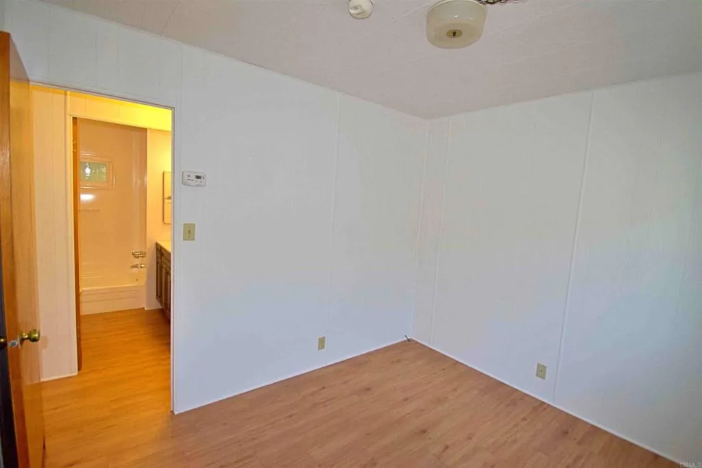 https://cdn.realtyfeed.com/cdn/127/306549179/80eb43d59b6d1acb4040400b975e251c.webp