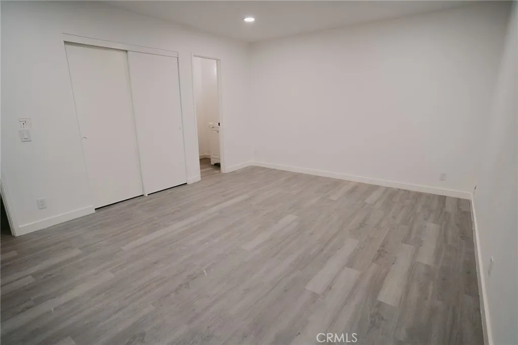 https://cdn.realtyfeed.com/cdn/127/306549226/4d47d55811b6f78eeeeea3fa63659660.webp