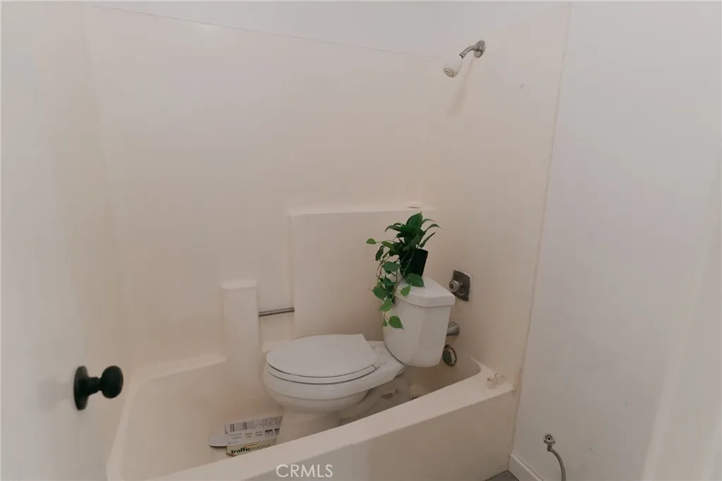 https://cdn.realtyfeed.com/cdn/127/306549226/9d34671dc8f68336dc143738be14859c.webp